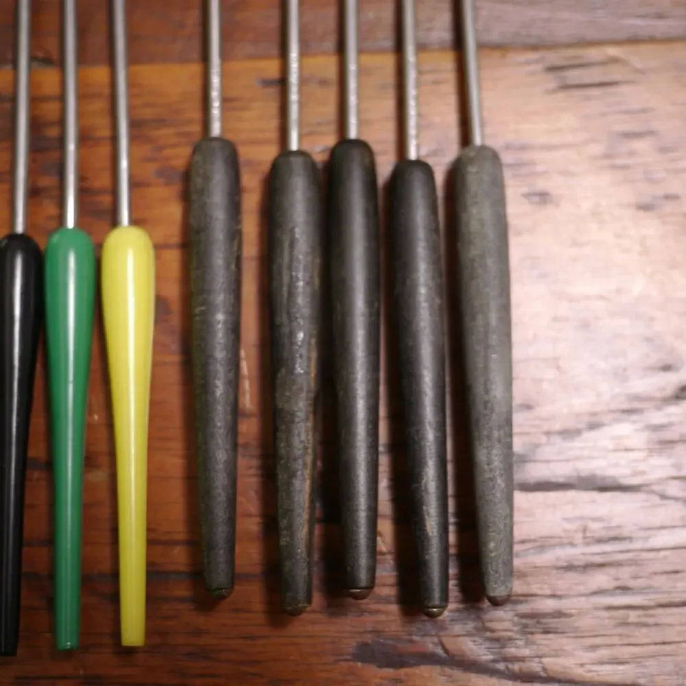 Lot of 12 Vintage Canoe Muffin Style Stainless Steel Fondue Skewers Forks